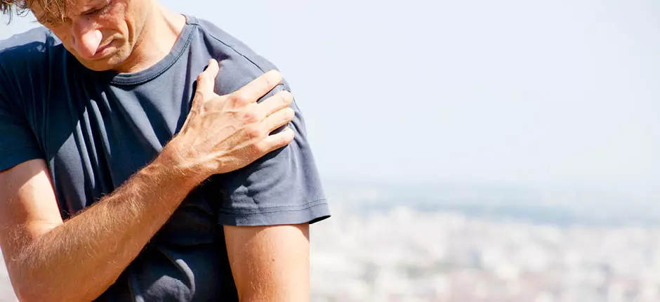 Lesiones del manguito rotador: principal causa de dolor de hombro en mayores de 40 años.