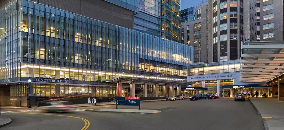 Clínica UANDES firma un acuerdo de colaboración con Mass General Brigham