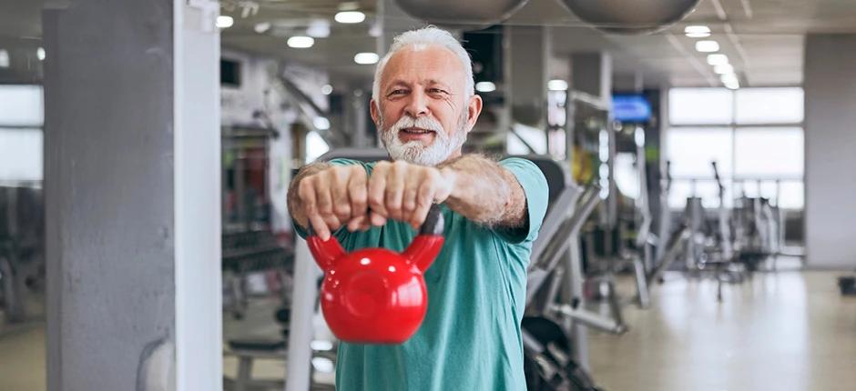 Sarcopenia en personas mayores: un desafío que se puede enfrentar con fuerza