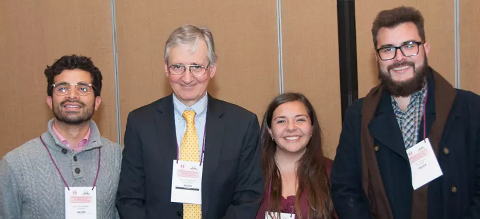 Dr. Fernando Figueroa es nombrado miembro honorario de la Sociedad Chilena de Reumatología